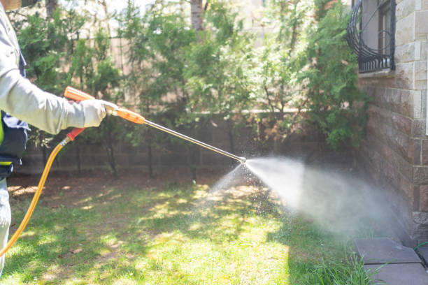 Best Commercial Pest Control Services  in Quincy, IL